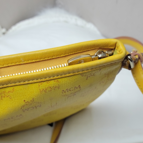 100% Authentic MCM small crossbody bag - Picture 5 of 12
